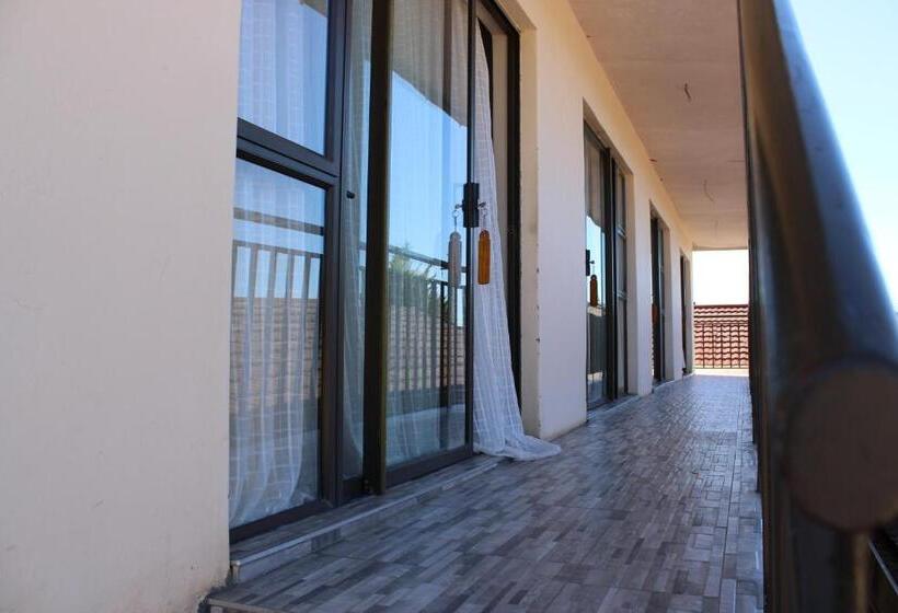 Boikhutsong Bed & Breakfast