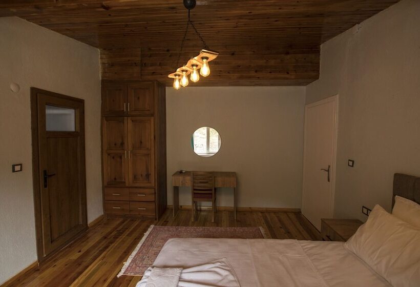 호텔 Ahsen Pansiyon