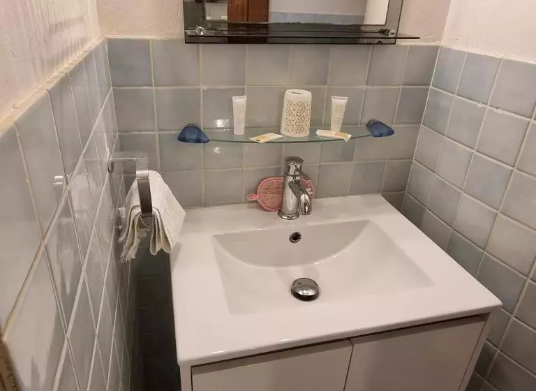 تختخواب و صبحانه Logement équipé