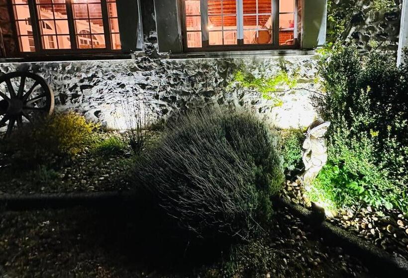 Hl Hotel De La Loire