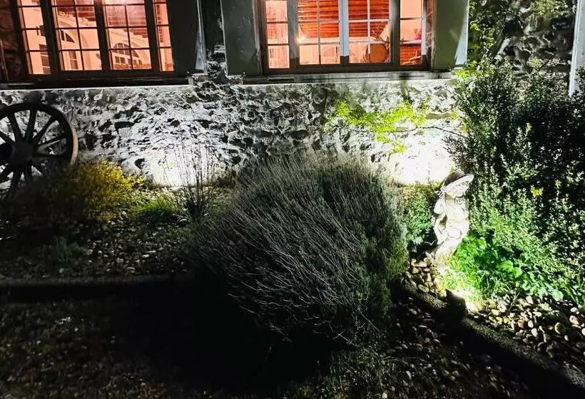 Hl Hotel De La Loire