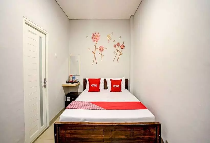 Hotelli Super Capital O 92506 K1 Residence Gedangan