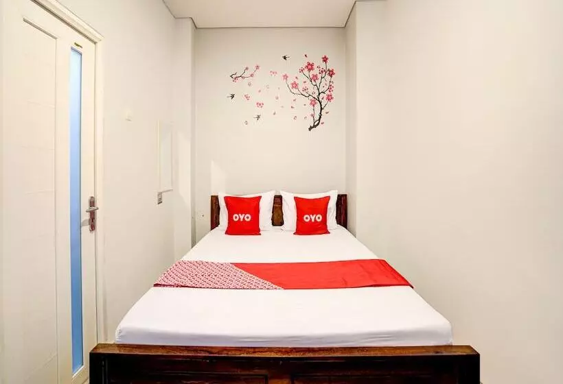 Hotelli Super Capital O 92506 K1 Residence Gedangan