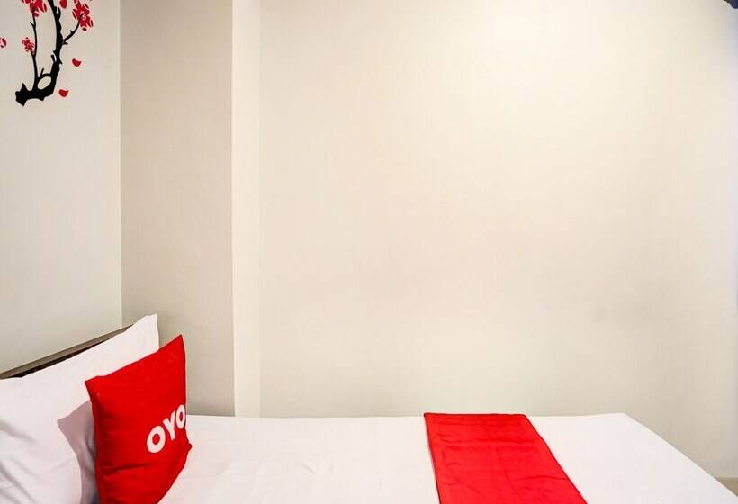 ホテル Super Capital O 92506 K1 Residence Gedangan