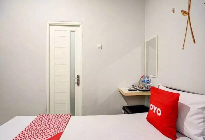 Hotelli Super Capital O 92506 K1 Residence Gedangan
