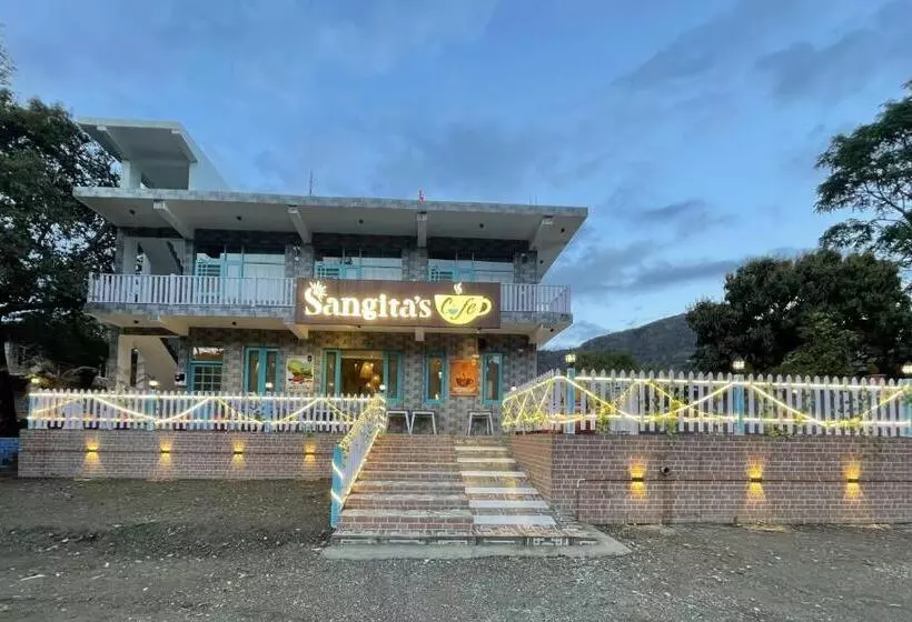 Hotelli Sangita Homez
