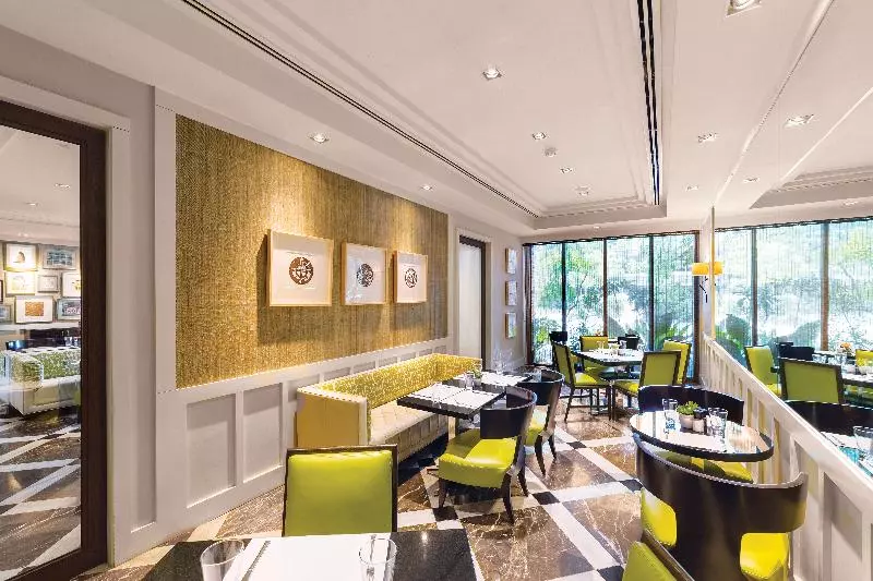 Aruga Apartments By Rockwell Makati