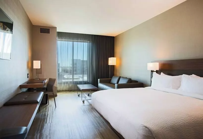 Ac Hotel Cincinnati At Liberty Center