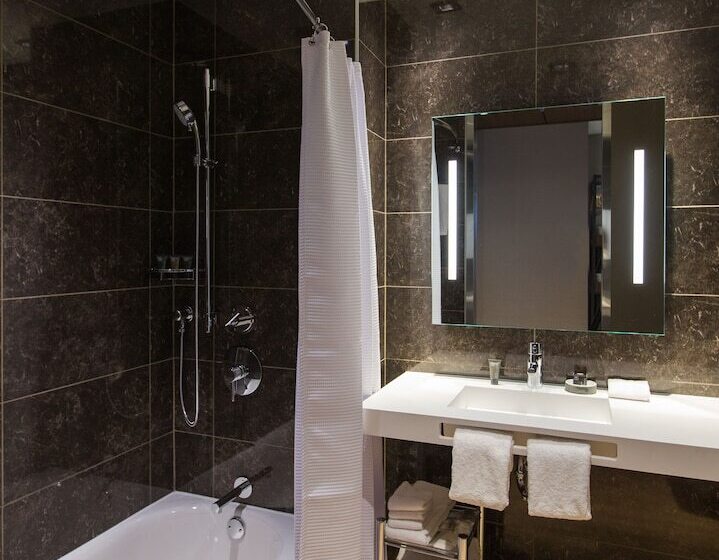 Ac Hotel Cincinnati At Liberty Center