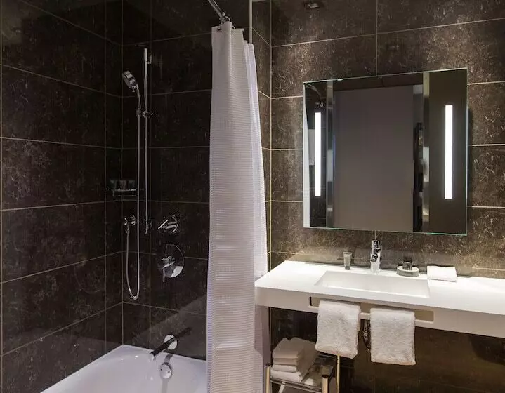 Ac Hotel Cincinnati At Liberty Center