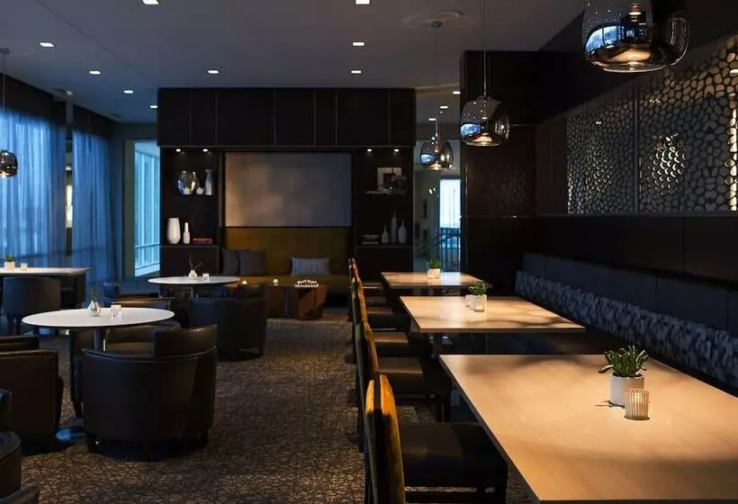 Ac Hotel Cincinnati At Liberty Center