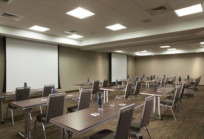 Ac Hotel Cincinnati At Liberty Center