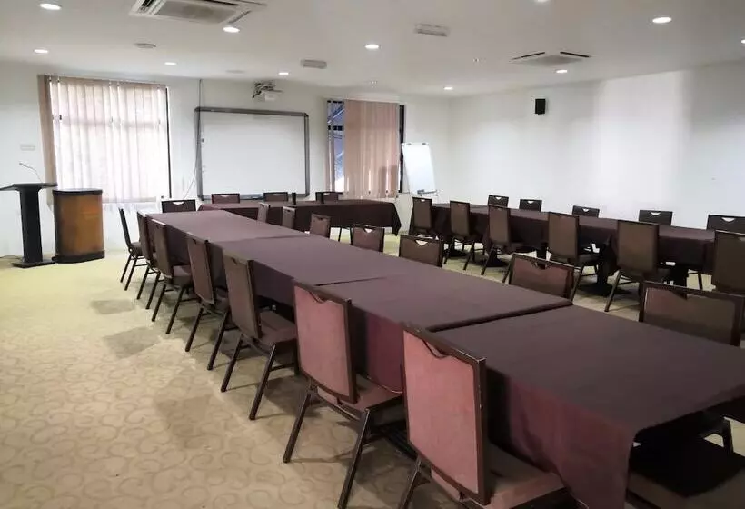 فندق Alia Residence