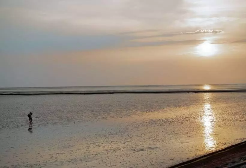 בית מלון כפרי Astra Maris