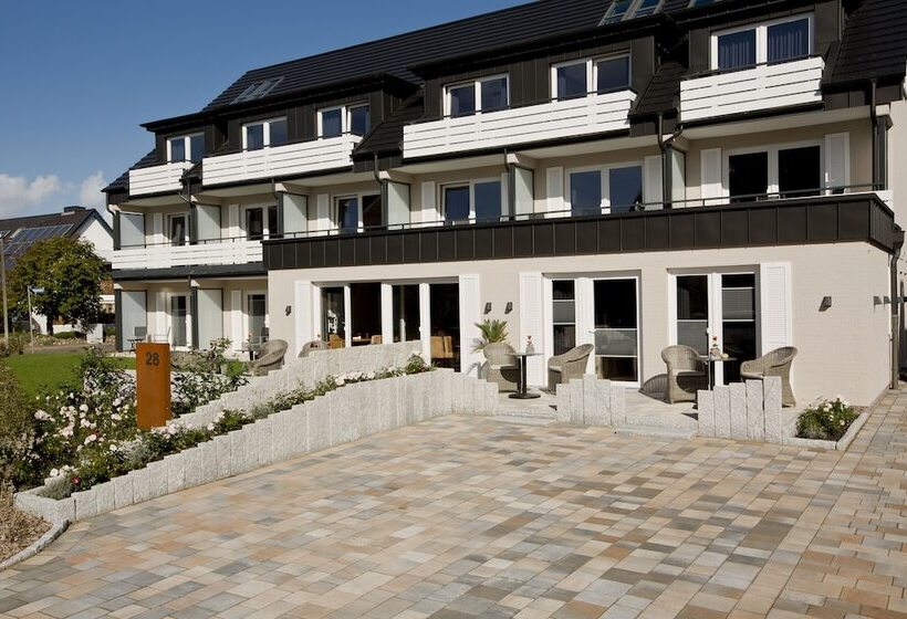 Отель Astra Maris