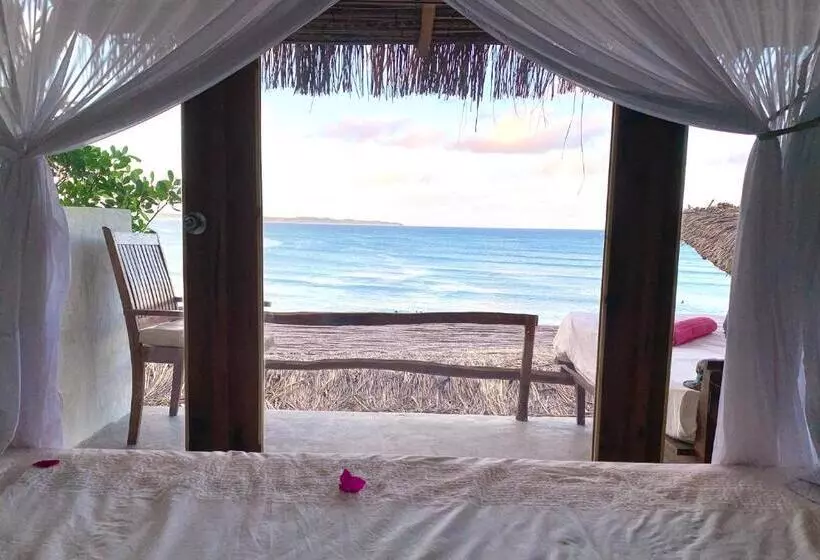 Hotel Casa Na Praia Tofo  Beach Front