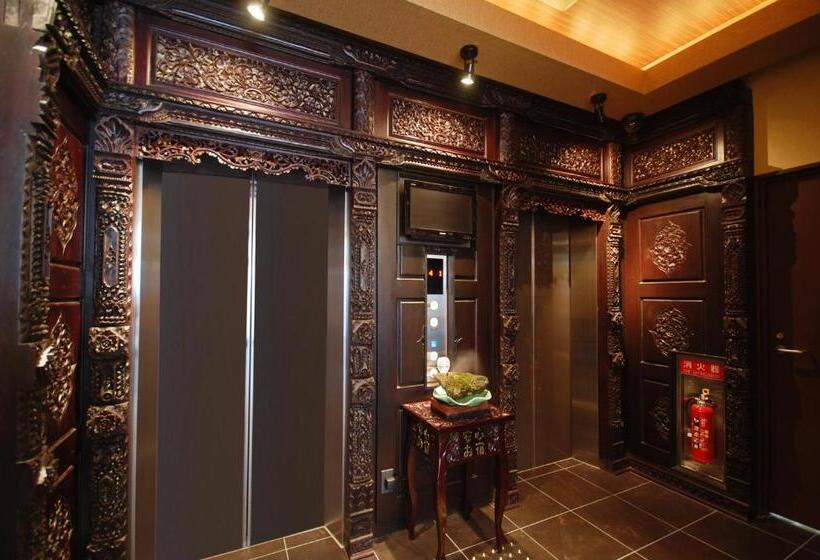 캡슐 호텔 Anshin Oyado Shinbashi Ekimaeten