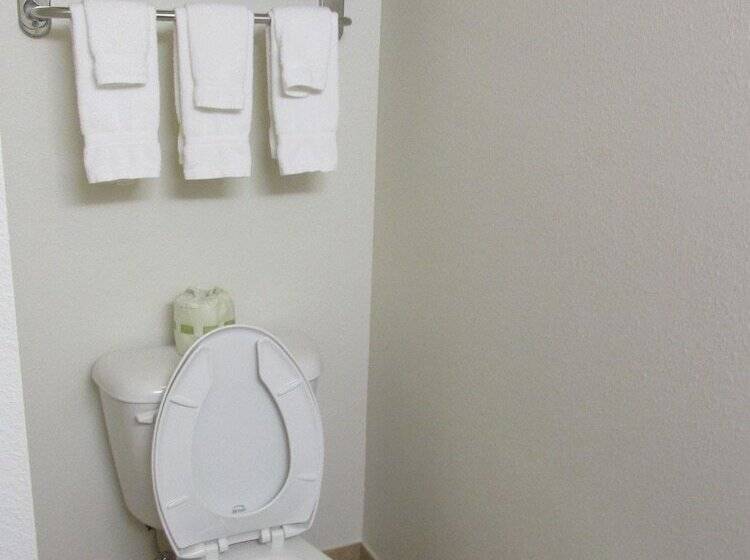 ホテル Crystal Springs Inn And Suites