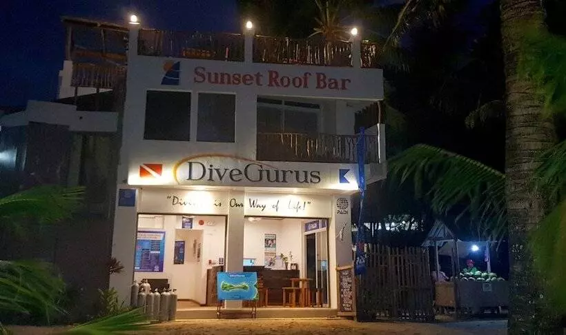 Hotel Divegurus Boracay Beach Resort