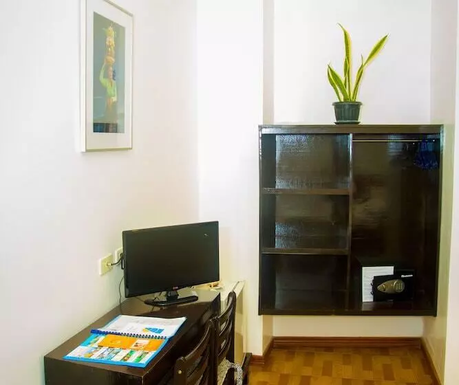 Hotel Divegurus Boracay Beach Resort