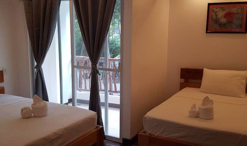 Hotel Divegurus Boracay Beach Resort