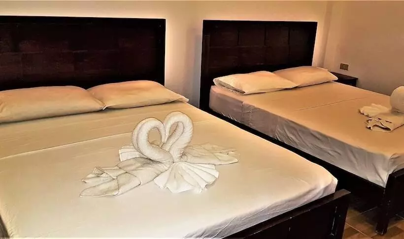 Hotel Divegurus Boracay Beach Resort