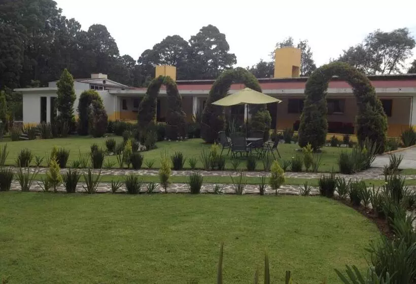 هتل Finca Los Girasoles