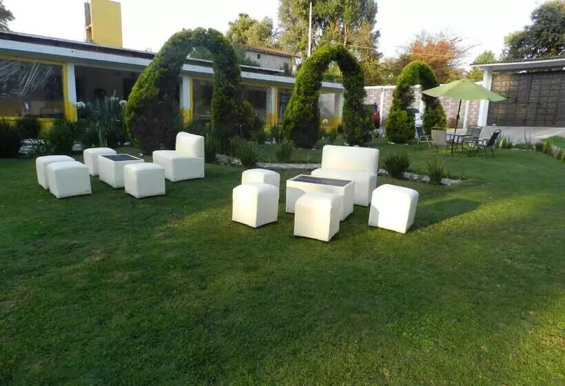 هتل Finca Los Girasoles