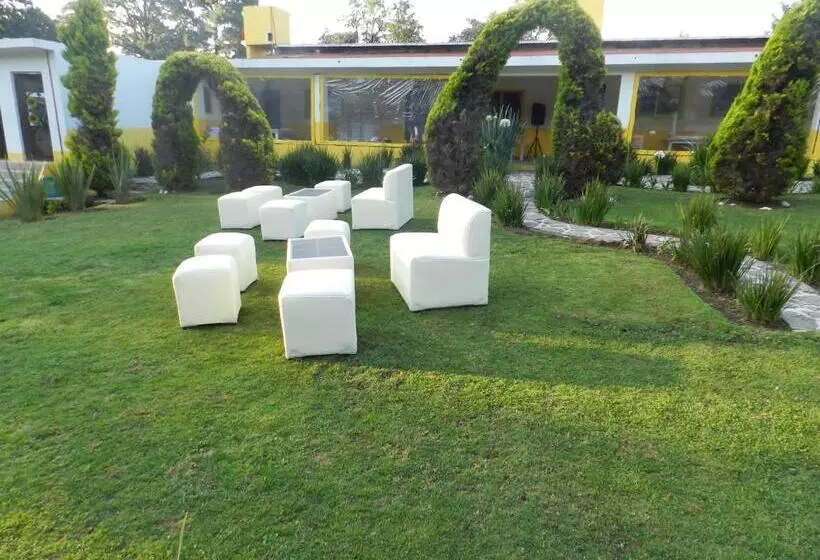 هتل Finca Los Girasoles