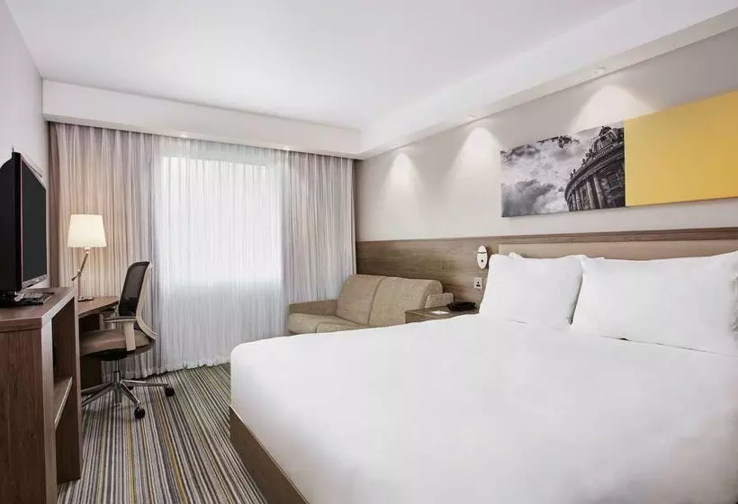 Отель Hampton By Hilton Oxford