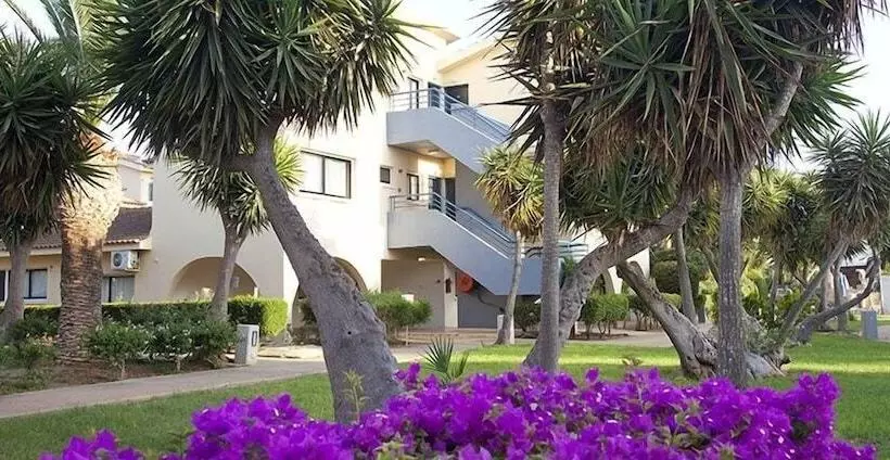 Отель Makronisos Village