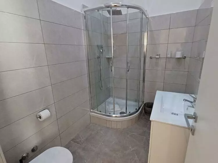 هتل Mimosa Pantheon