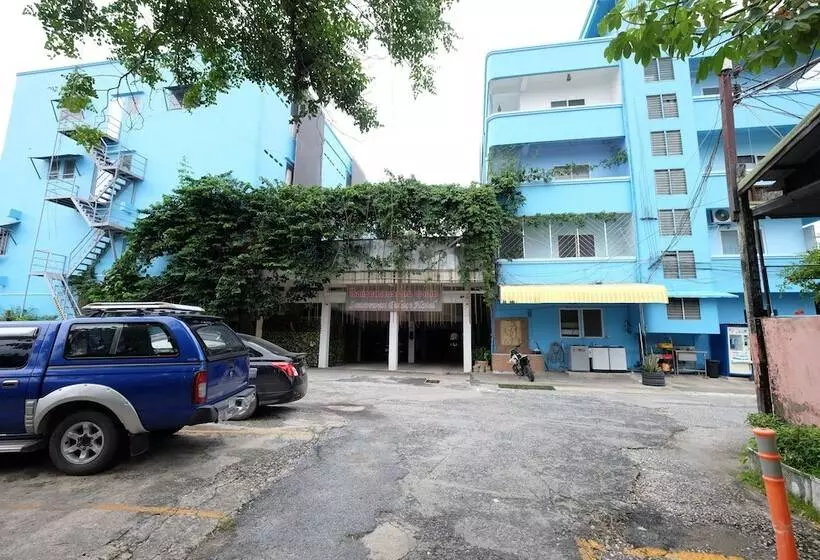 Hotel Sananwan Palace