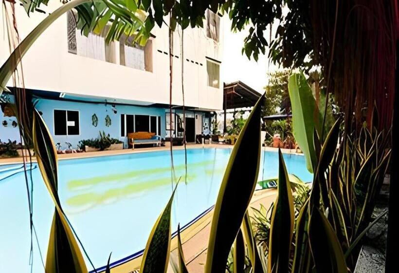 فندق Sananwan Palace