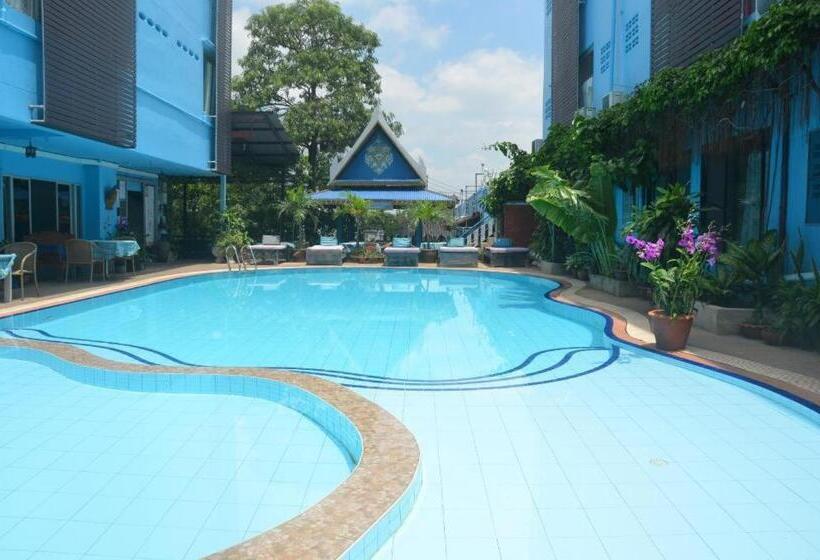 فندق Sananwan Palace