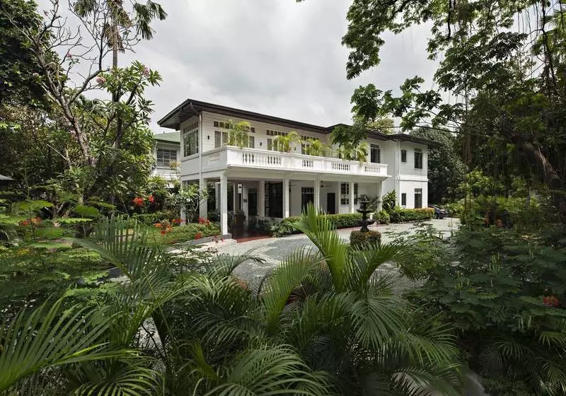 The Henry Hotel Manila