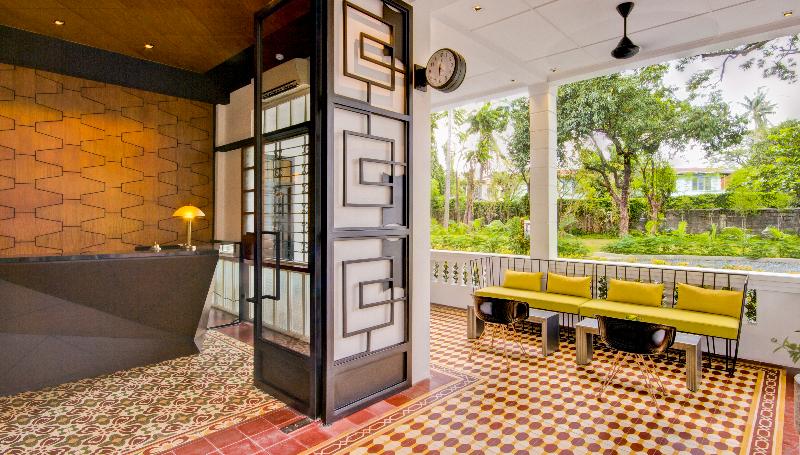 The Henry Hotel Manila