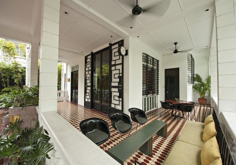 The Henry Hotel Manila