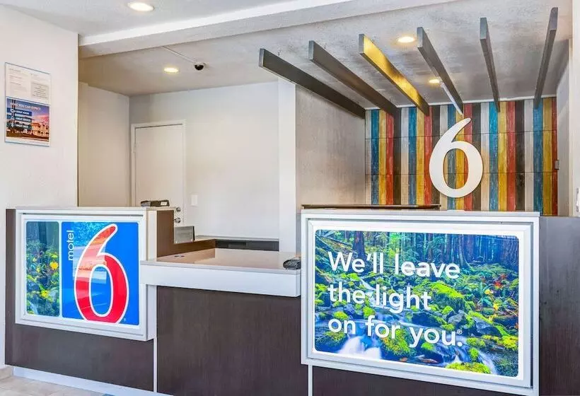 Motel 6kirkland, Wa North Kirkland