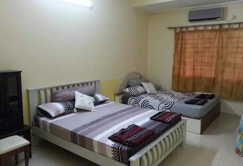 פנסיון Woolley Ipoh Garden Homestay
