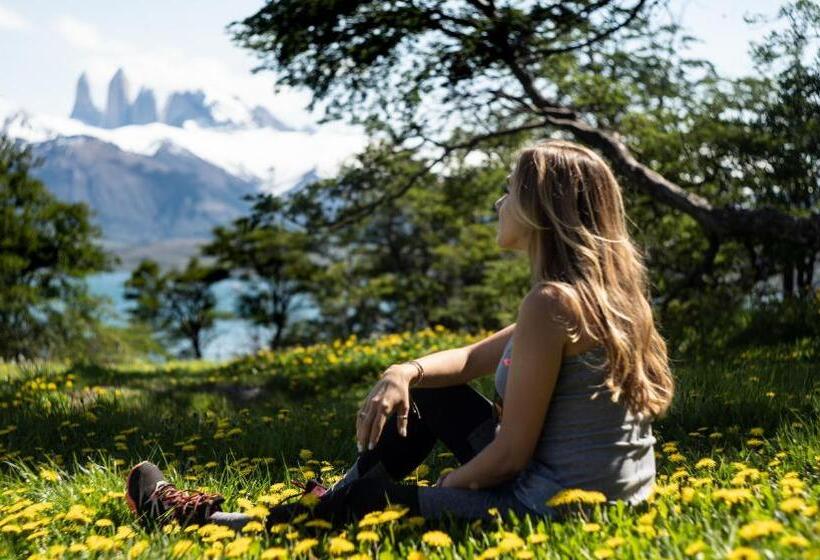 Río Serrano Hotel + Spa