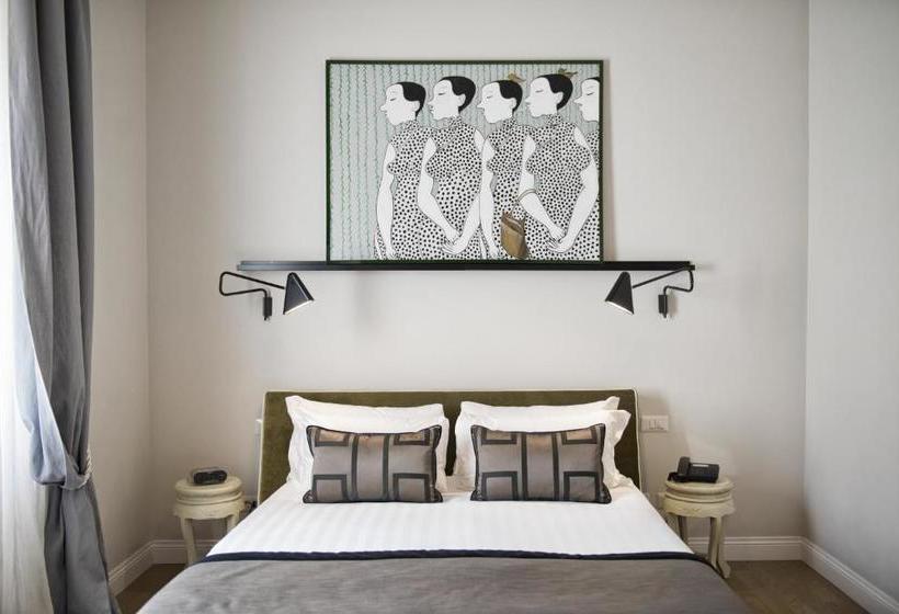 The Independent Suites