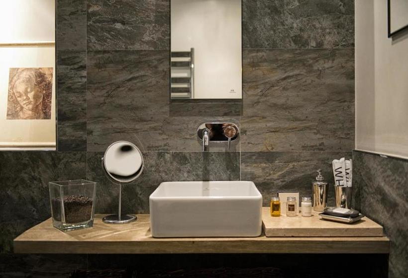 The Independent Suites