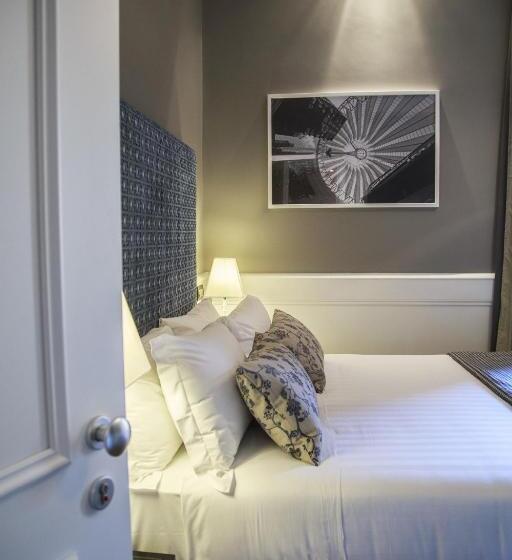 The Independent Suites