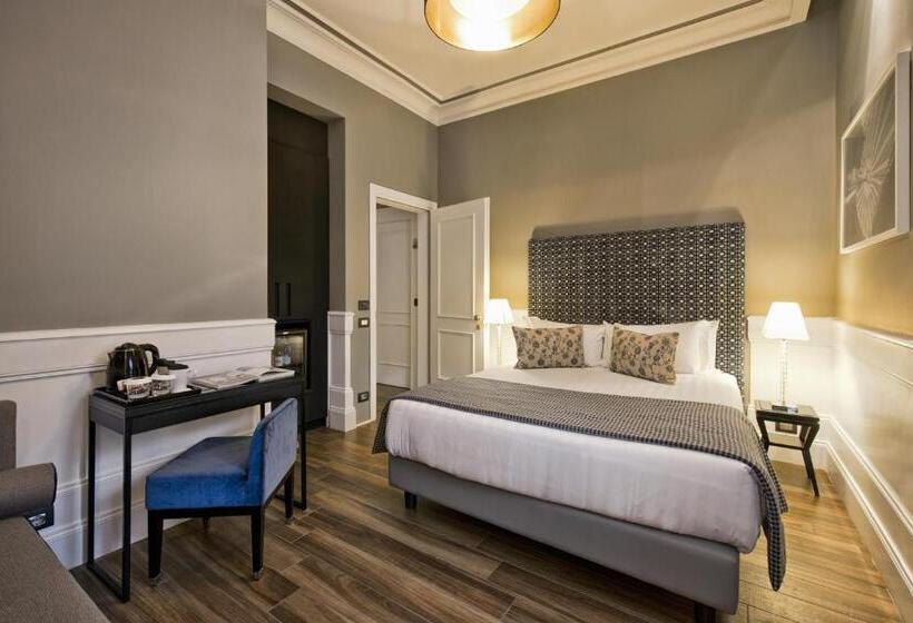 The Independent Suites