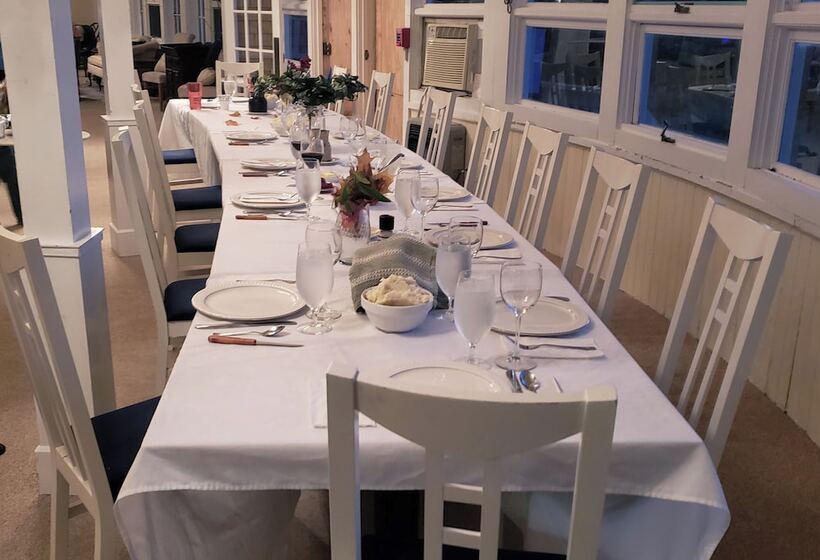 הוסטל 1000 Island Hart House