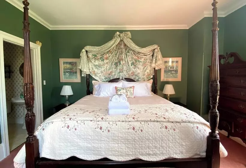 Retkeilymaja 1000 Island Hart House