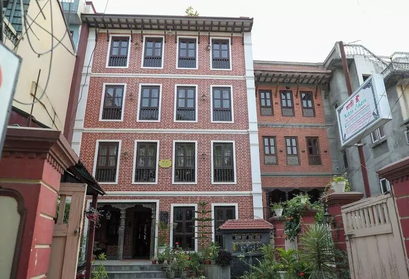 تختخواب و صبحانه Kaji Chen