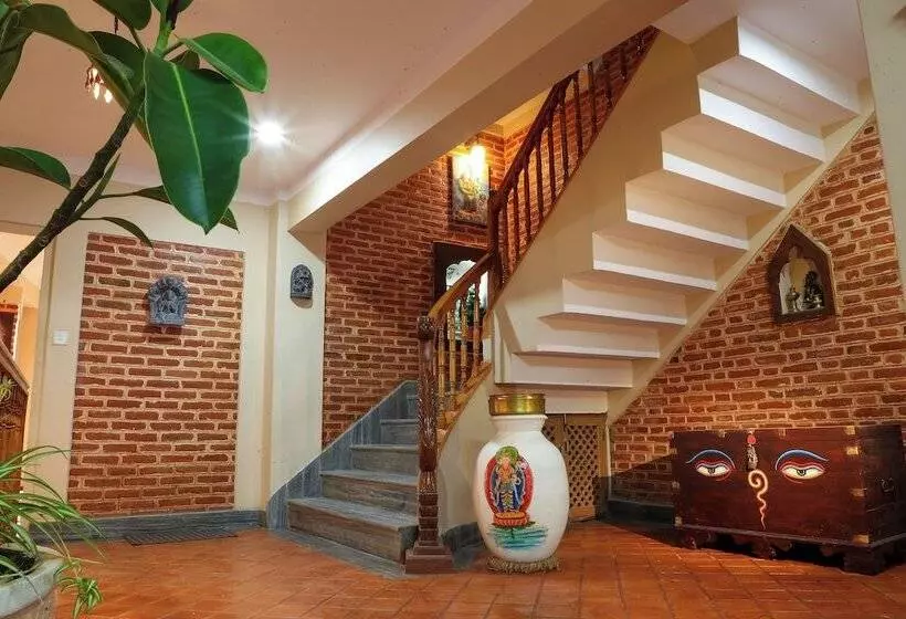 تختخواب و صبحانه Kaji Chen