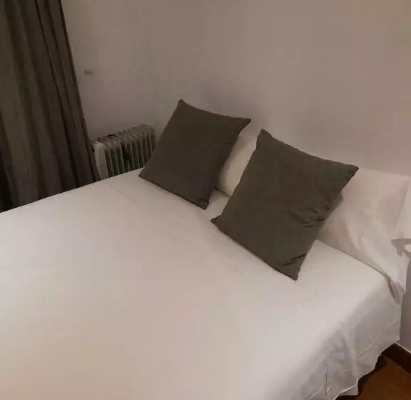 پانسیون Bv Rooms